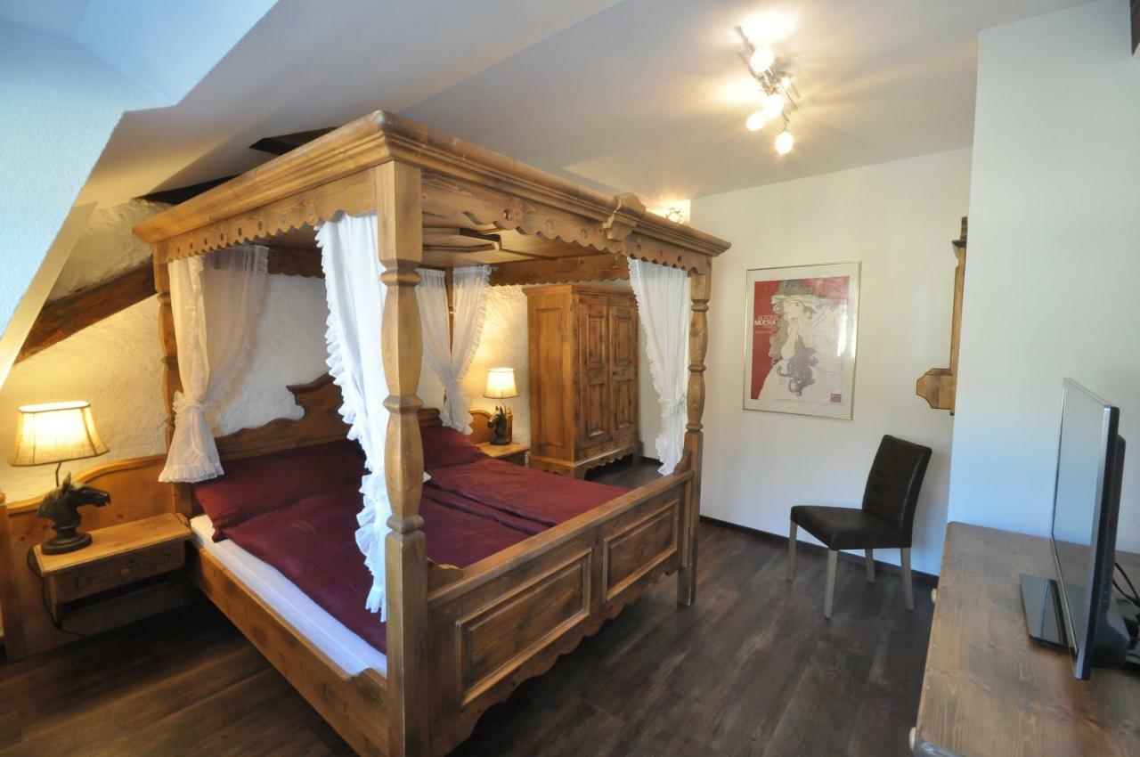B&B Zum Rossli Zunzgen Екстериор снимка